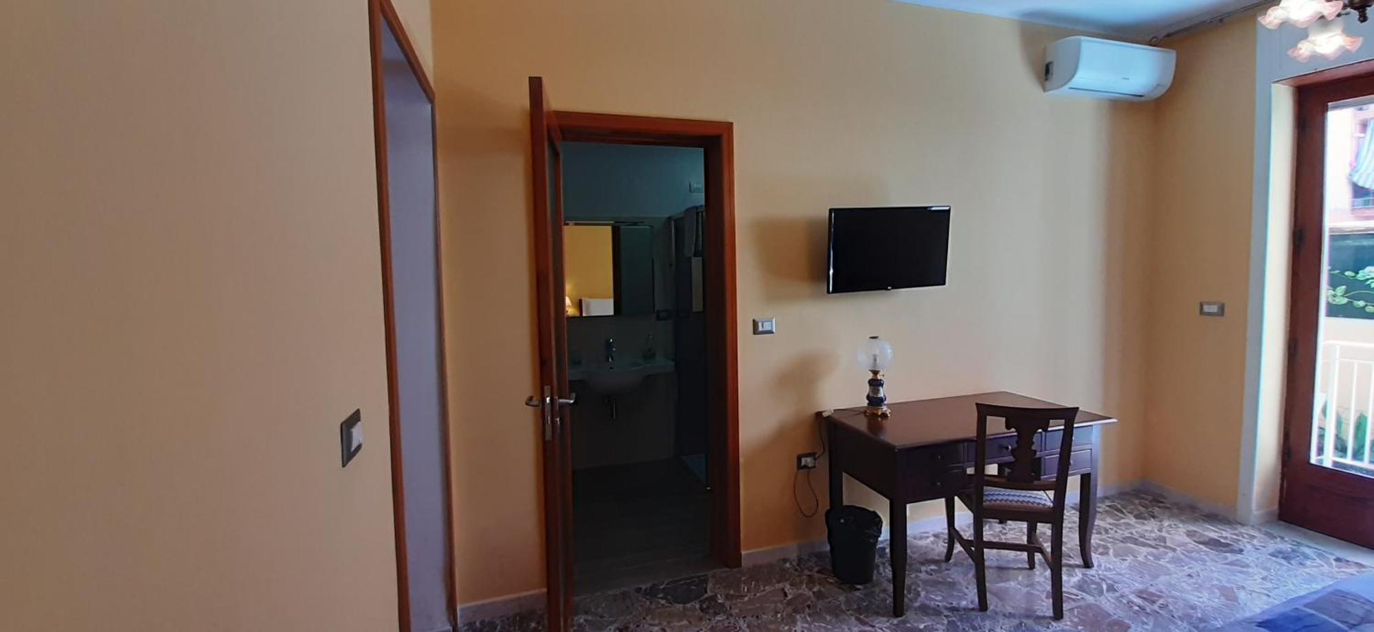 La Riviera Bed & Breakfast Milazzo Oda fotoğraf